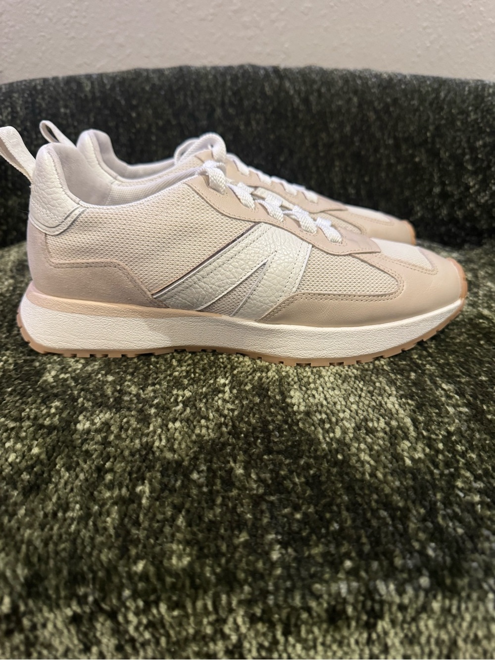 Women's Lace-Up Sneakers in Light Beige and White